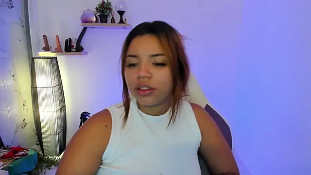 scarlett enjoy1 online show from November 2025 01:38:02 PM