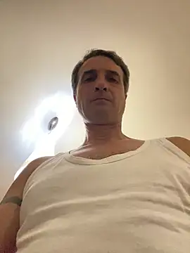 Snapshot of sasatimido chatting on June 2026 06:20:01 PM sasatimido online show from June 2026 06:20:01 PM