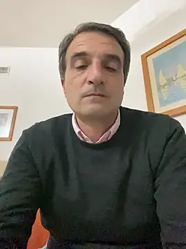 Snapshot of sasatimido chatting on April 2026 11:05:02 PM sasatimido online show from April 2026 11:05:02 PM