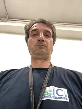 Snapshot of sasatimido chatting on June 2026 02:33:01 PM sasatimido online show from June 2026 02:33:01 PM