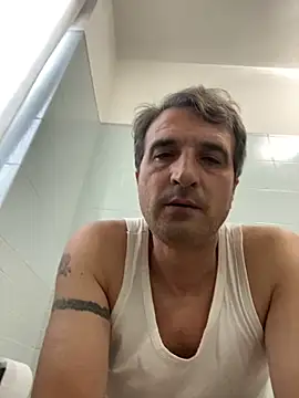 Snapshot of sasatimido chatting on June 2026 04:17:01 AM sasatimido online show from June 2026 04:17:01 AM
