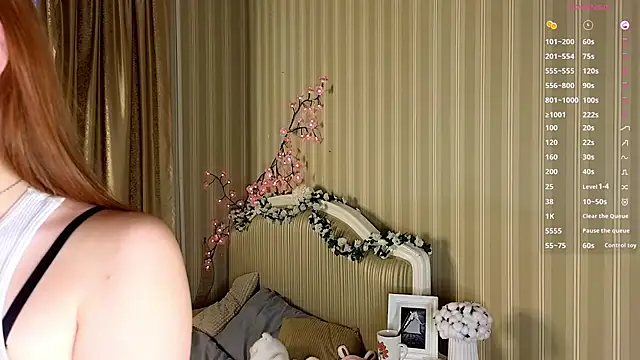 Juuulia  online show from March 2026 01:23:02 PM