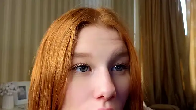 Snapshot of Juuulia_ chatting on June 2026 02:33:02 PM Juuulia online show from June 2026 02:33:02 PM