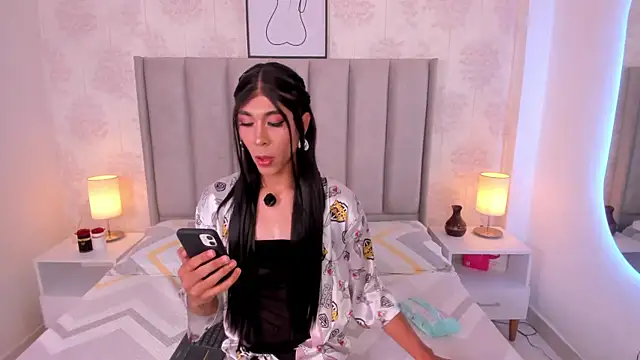 ShaynaHosk online show from March 2026 09:30:01 PM