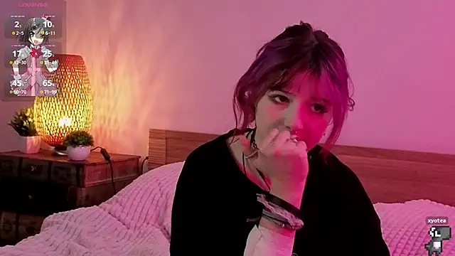 Snapshot of TaiteBeat chatting on September 2025 05:35:02 PM TaiteBeat online show from September 2025 05:35:02 PM