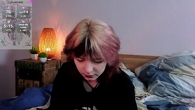 Snapshot of TaiteBeat chatting on October 2025 05:46:01 PM TaiteBeat online show from October 2025 05:46:01 PM