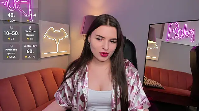 AliceLiador online show from April 2026 02:23:02 PM