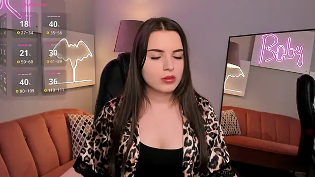 AliceLiador online show from April 2026 02:32:02 PM