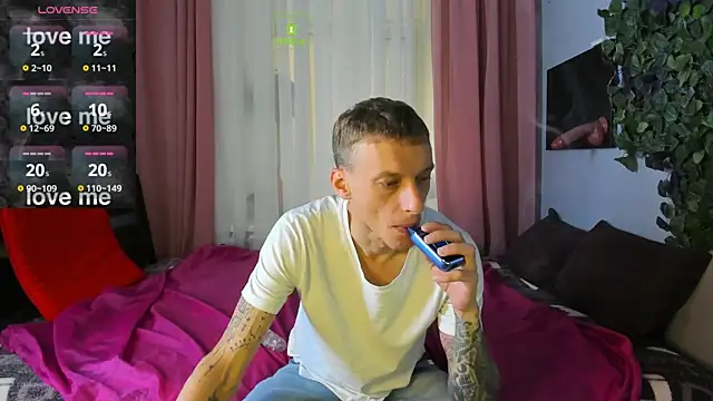 InkedJames online show from September 2025 04:24:02 AM