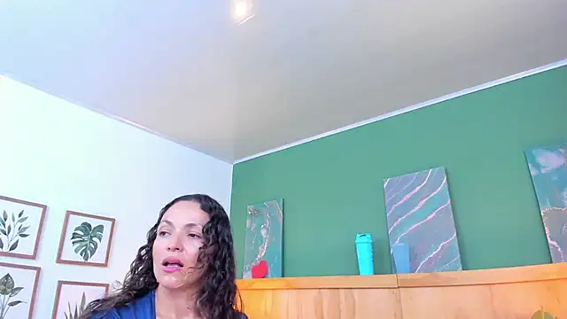 bellarivera  online show from December 2025 06:24:01 PM