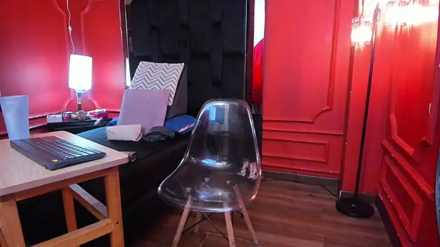 bellarivera  online show from April 2026 07:04:01 PM