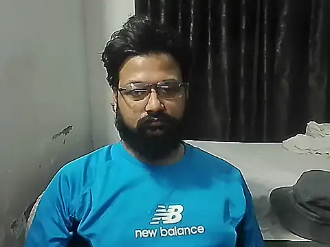 Dollseye online show from April 2026 01:37:01 PM