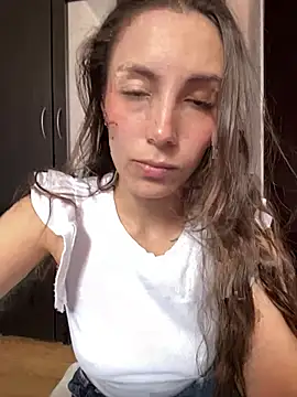 Snapshot of paula_miler1 chatting on June 2026 04:52:02 PM paula miler1 online show from June 2026 04:52:02 PM