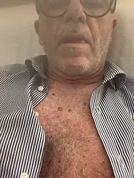 MARCO NI online show from December 2025 10:32:01 PM