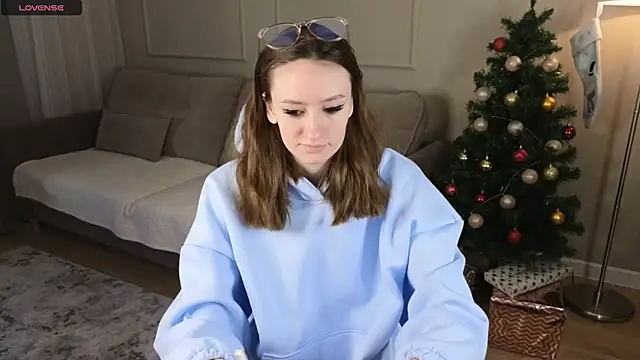 Snapshot of cutienaughtygirl chatting on January 2026 07:01:02 AM cutienaughtygirl online show from January 2026 07:01:02 AM