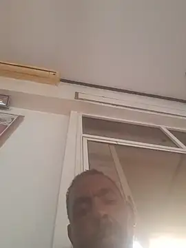 Snapshot of Bob_black chatting on November 2025 01:26:01 PM Bob black online show from November 2025 01:26:01 PM