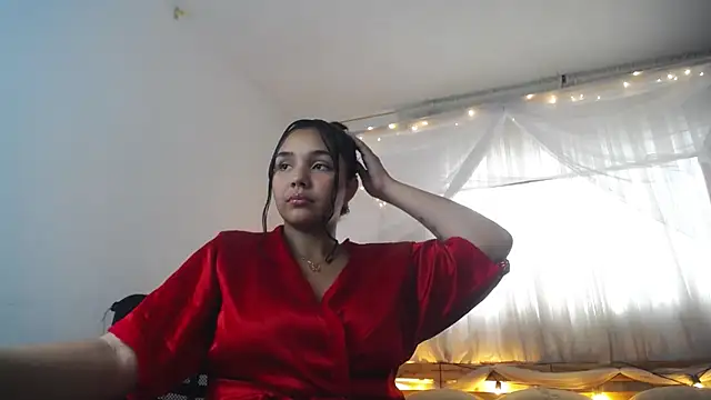 Snapshot of loreaniss chatting on September 2025 08:08:02 PM loreaniss online show from September 2025 08:08:02 PM