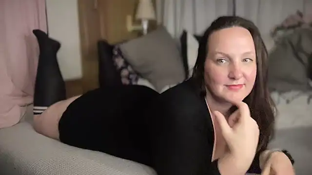 Just Trudy online show from October 2025 01:16:01 AM