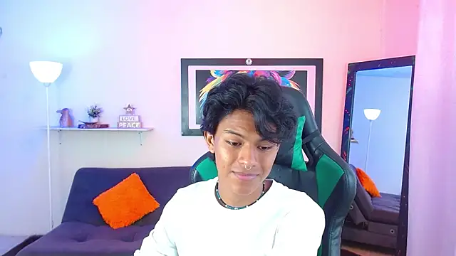 dreyk20 online show from November 2025 02:39:01 PM