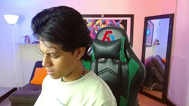 dreyk20 online show from December 2025 01:54:02 PM