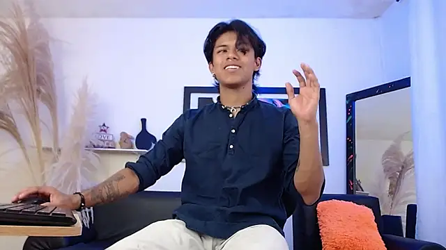 dreyk20 online show from September 2025 06:15:02 PM