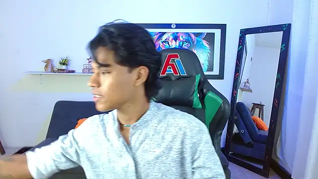 dreyk20 online show from November 2025 01:48:02 PM