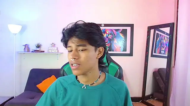 dreyk20 online show from December 2025 02:41:02 PM