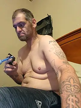 Snapshot of Bigdickcraig11 chatting on November 2025 05:18:02 AM Bigdickcraig11 online show from November 2025 05:18:02 AM