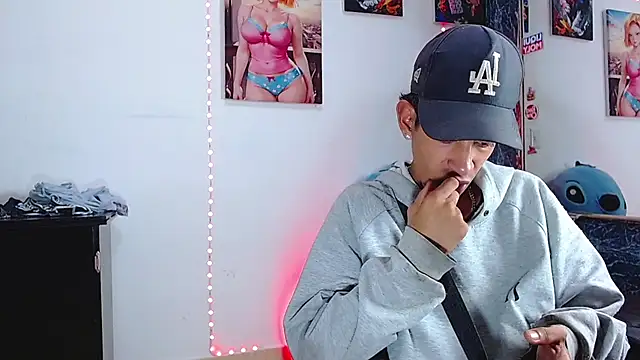 briamhoconor xh online show from November 2025 12:25:02 AM