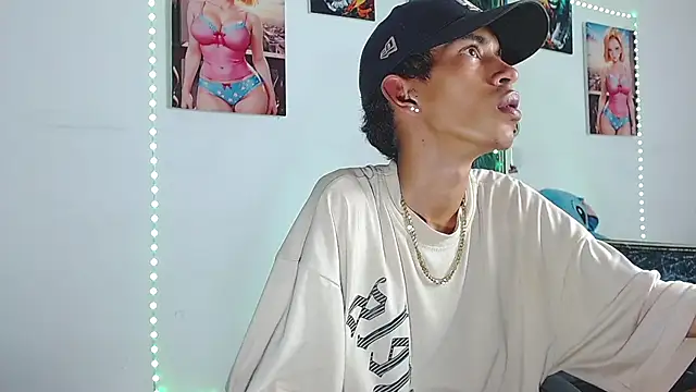 briamhoconor xh online show from November 2025 09:42:02 PM