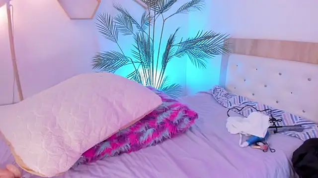 Hadid Jimenez  online show from March 2026 07:39:01 PM