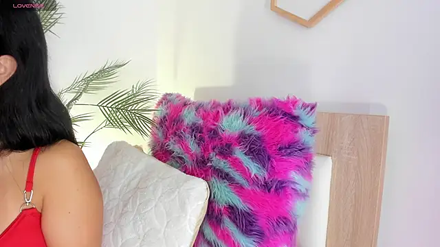 Snapshot of Hadid_Jimenez_ chatting on November 2025 07:46:01 PM Hadid Jimenez online show from November 2025 07:46:01 PM