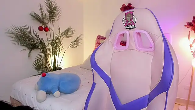 Hadid Jimenez  online show from December 2025 04:44:01 PM