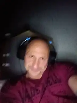Radsjxh online show from May 2026 12:44:02 AM