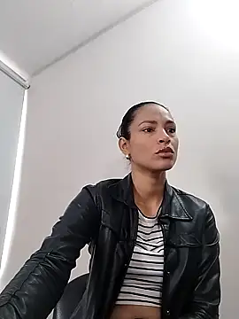 SofiaDelicia online show from October 2025 02:05:01 PM