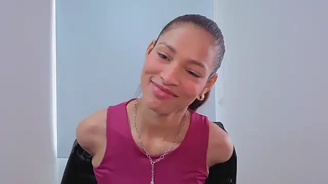 SofiaDelicia online show from December 2025 03:32:02 PM