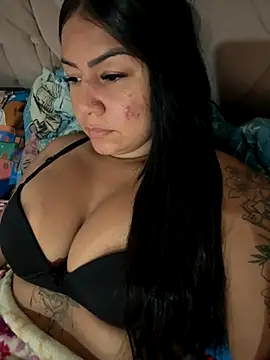 julianamascarada online show from November 2025 11:54:02 AM