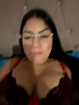 julianamascarada online show from November 2025 01:15:01 AM