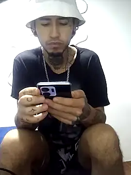 Tattoboy19cm online show from February 2026 11:31:02 AM