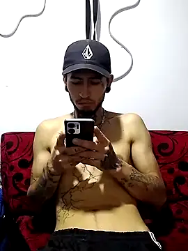 Tattoboy19cm online show from February 2026 01:22:01 PM