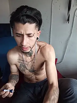 Tattoboy19cm online show from March 2026 05:29:01 PM