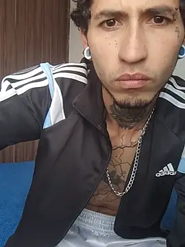 Tattoboy19cm online show from November 2025 07:02:02 PM