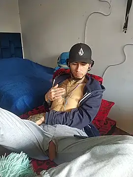 Tattoboy19cm online show from February 2026 04:07:02 PM