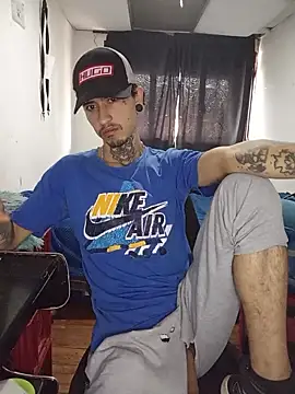 Tattoboy19cm online show from June 2026 07:30:01 PM