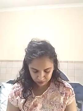 cute indianxo online show from February 2026 07:02:01 PM