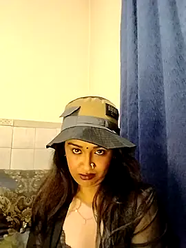 cute indianxo online show from April 2026 06:00:02 PM