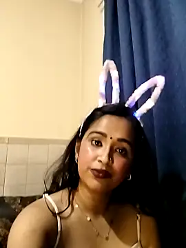 cute indianxo online show from April 2026 05:53:01 PM