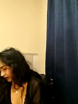 cute indianxo online show from May 2026 10:04:01 PM