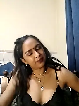 cute indianxo online show from March 2026 07:32:01 PM