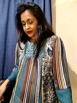 cute indianxo online show from January 2026 04:43:02 PM